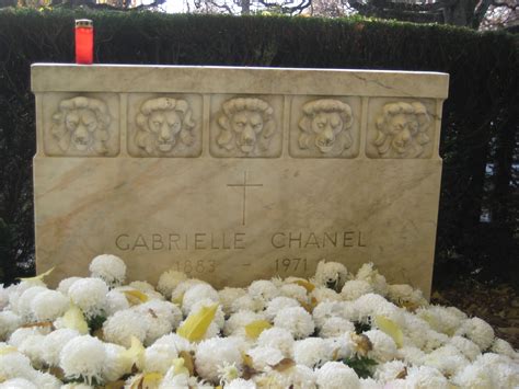 rouge coco gabrielle de chanel|Coco Chanel mother death.